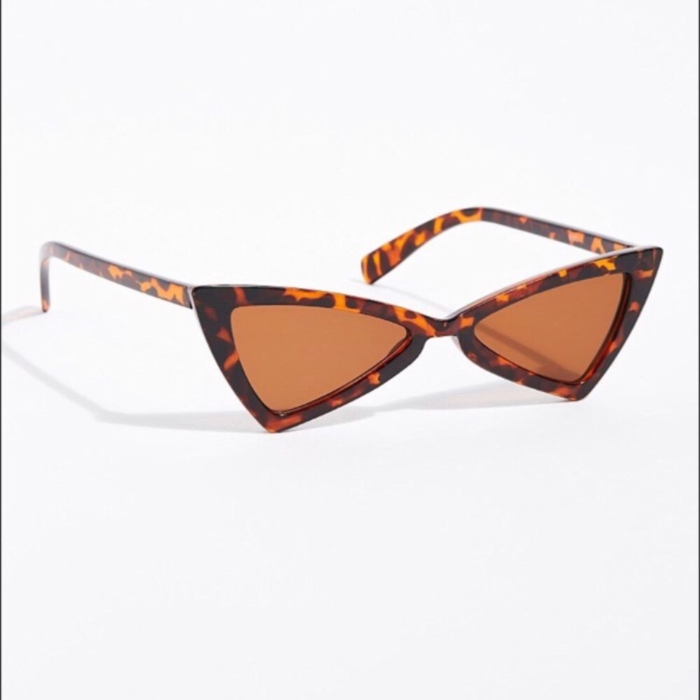 Free People Geo Cat Eye Sunnies - Picture 3 of 6